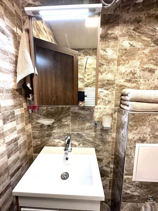 Park - Brand New Studio! Apartment Ruse